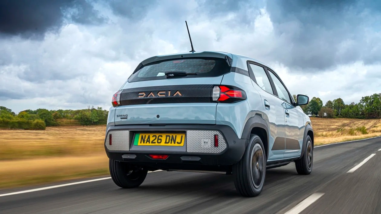 Το Dacia Spring έγινε άλλο αυτοκίνητο! Οι 100 PS αλλάζουν τα πάντα