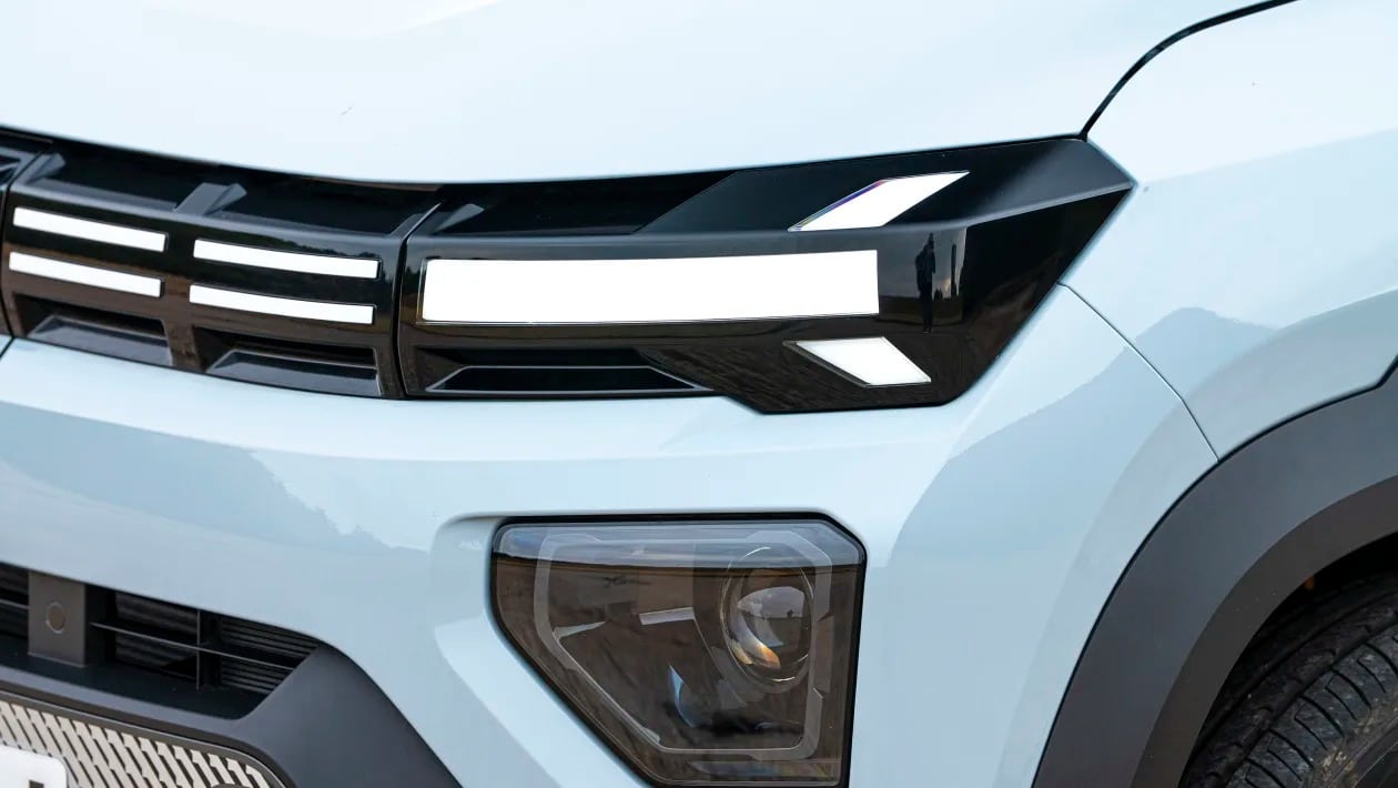 Το Dacia Spring έγινε άλλο αυτοκίνητο! Οι 100 PS αλλάζουν τα πάντα