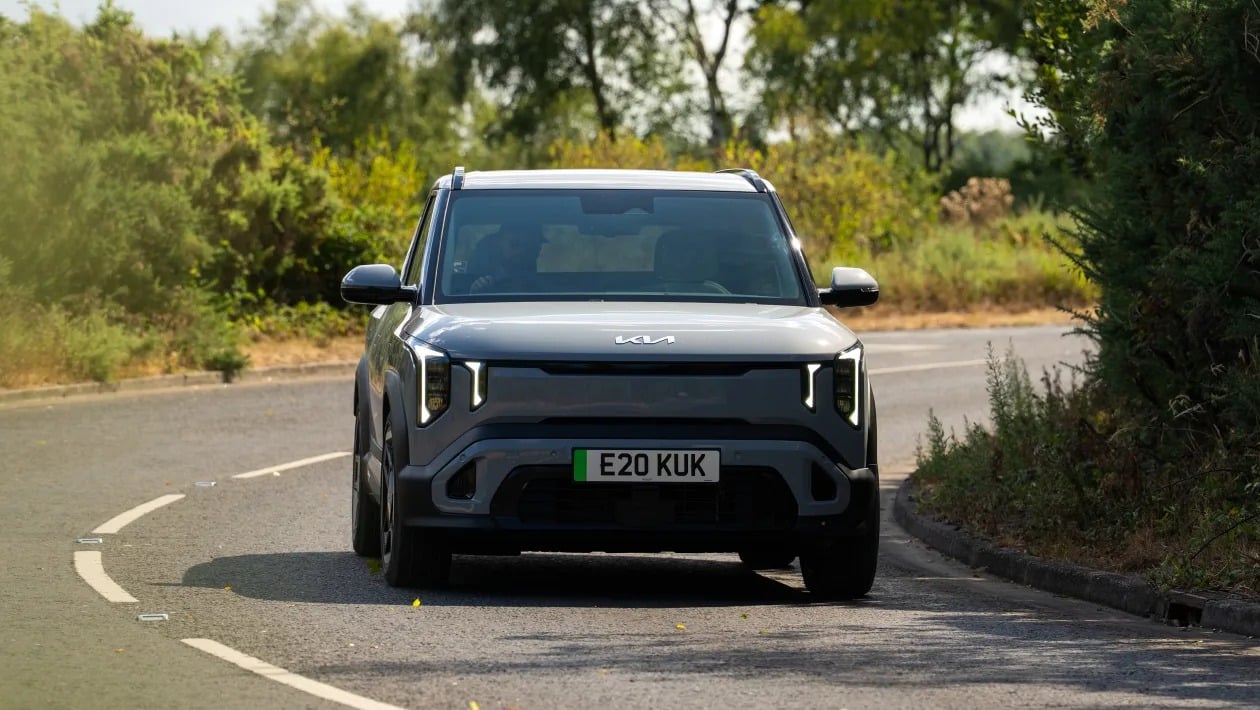Kia EV2 Long Range: Το μικρό ηλεκτρικό που θέλει να γίνει το νέο οικογενειακό φαβορί