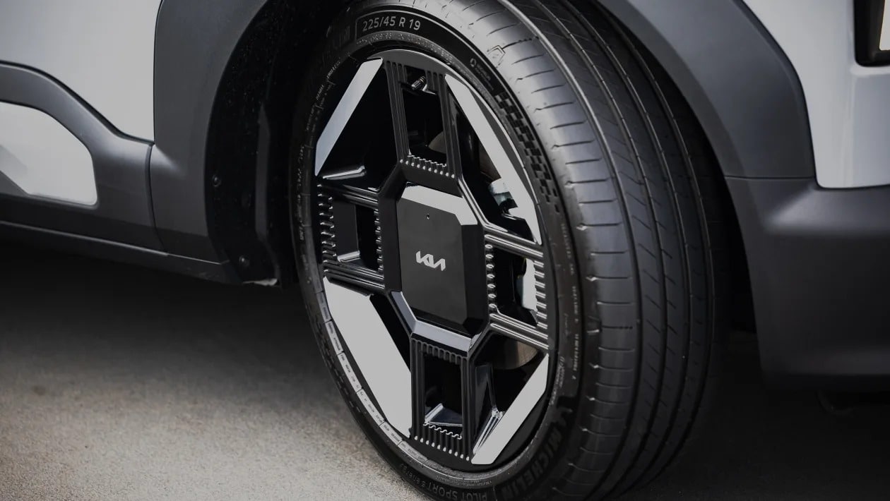 Kia EV2 Long Range: Το μικρό ηλεκτρικό που θέλει να γίνει το νέο οικογενειακό φαβορί