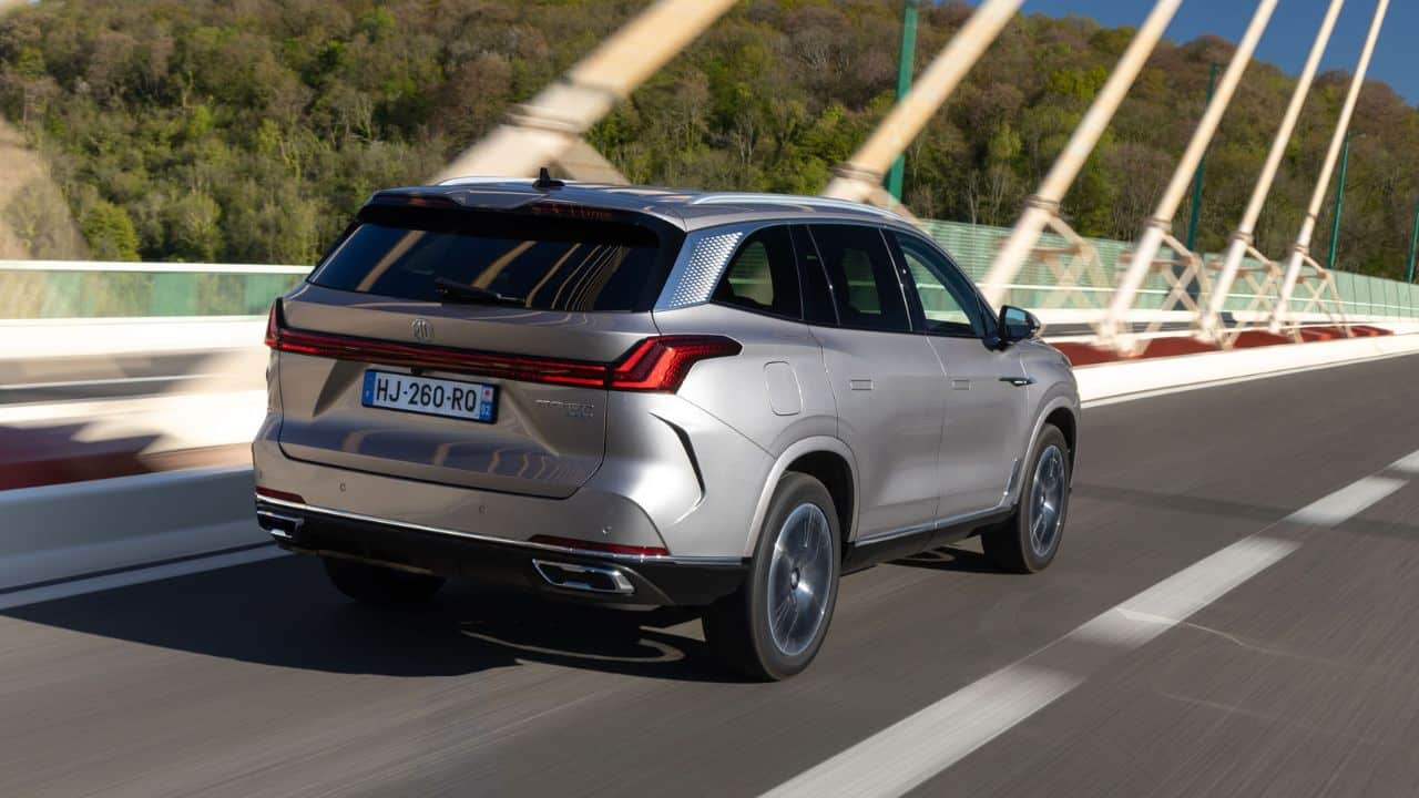MG S9 PHEV: Το νέο 7θέσιο SUV της MG βάζει δύσκολα σε όλους