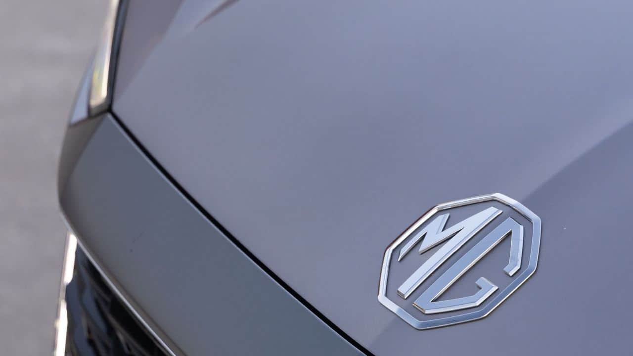 MG S9 PHEV: Το νέο 7θέσιο SUV της MG βάζει δύσκολα σε όλους