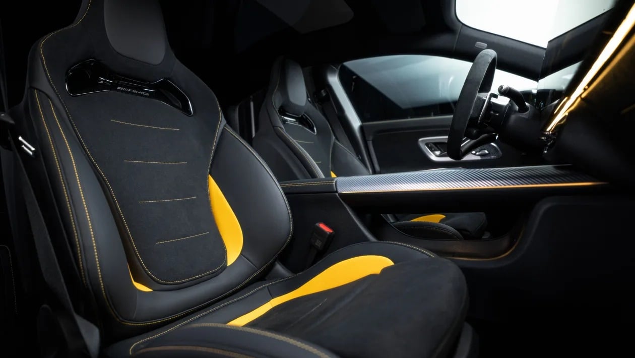 Mercedes-AMG CLA 45: Η ηλεκτρική «ρουκέτα» των 671 PS που επιταχύνει σαν hypercar