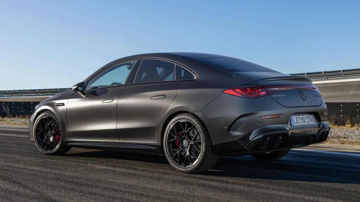 Mercedes-AMG CLA 45: Η ηλεκτρική «ρουκέτα» των 671 PS που επιταχύνει σαν hypercar