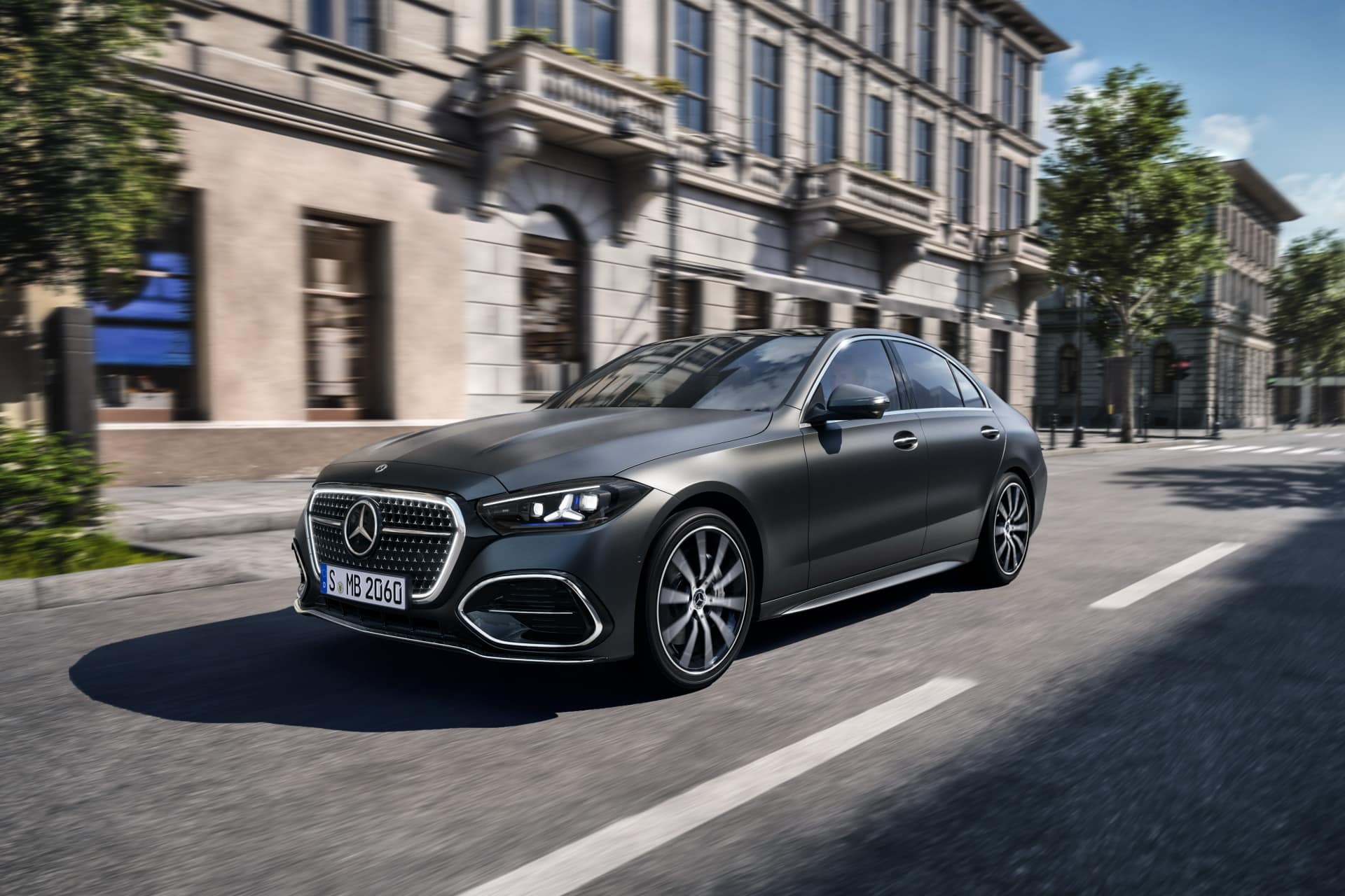 Mercedes C-Class 2026: Με νέα τεχνολογία και νέες PHEV εκδόσεις
