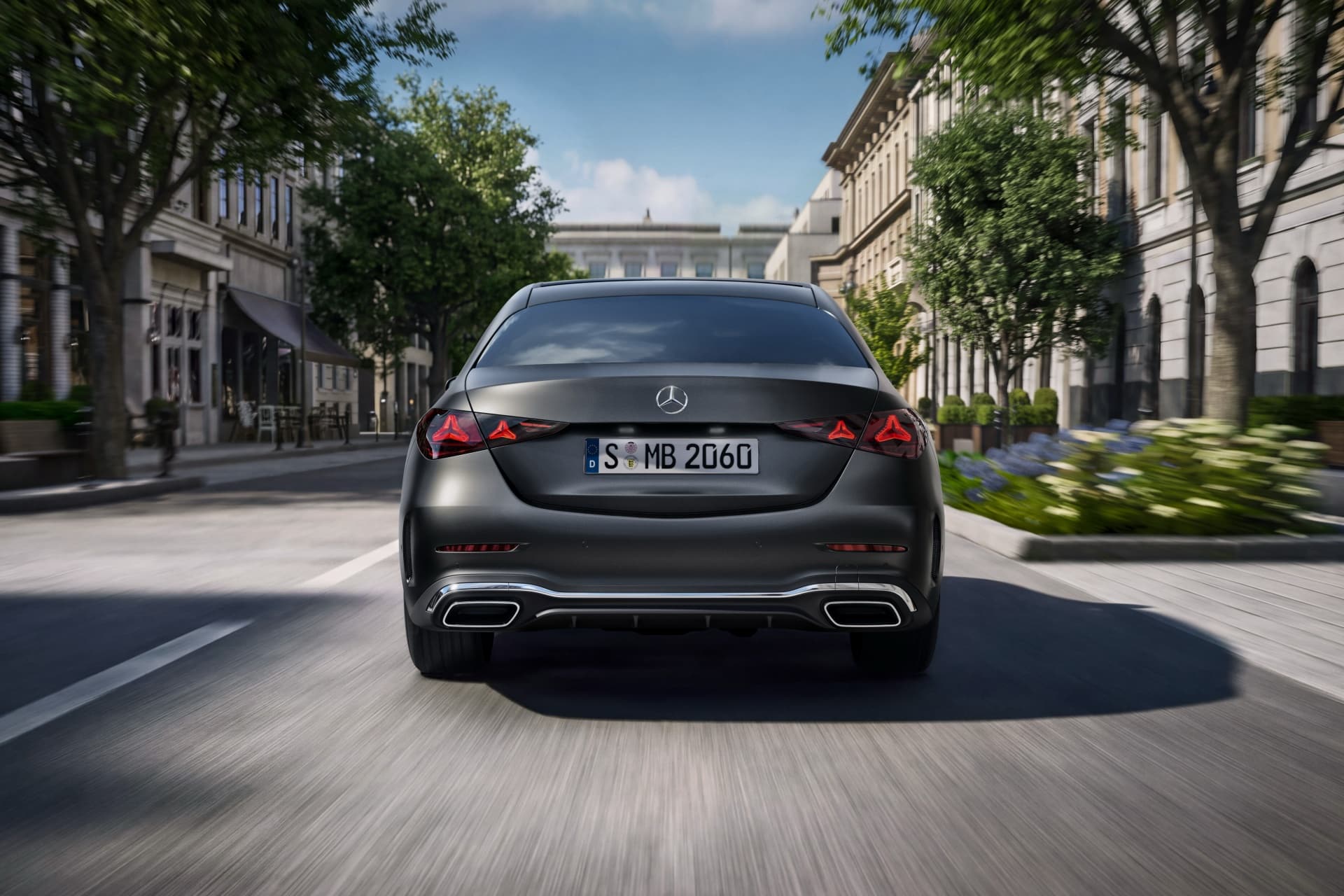 Mercedes C-Class 2026: Με νέα τεχνολογία και νέες PHEV εκδόσεις