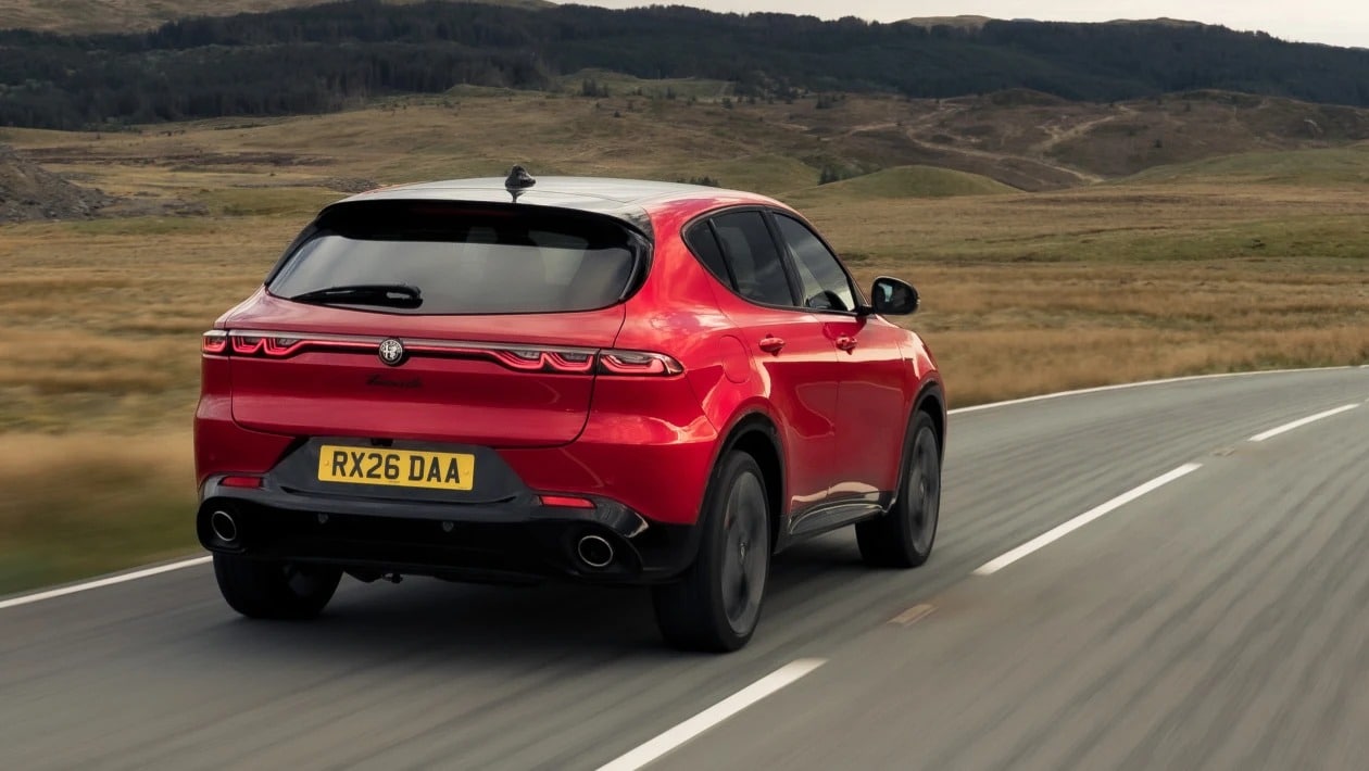Νέα Alfa Romeo Tonale PHEV: 266 PS και εκρηκτικό ιταλικό στιλ