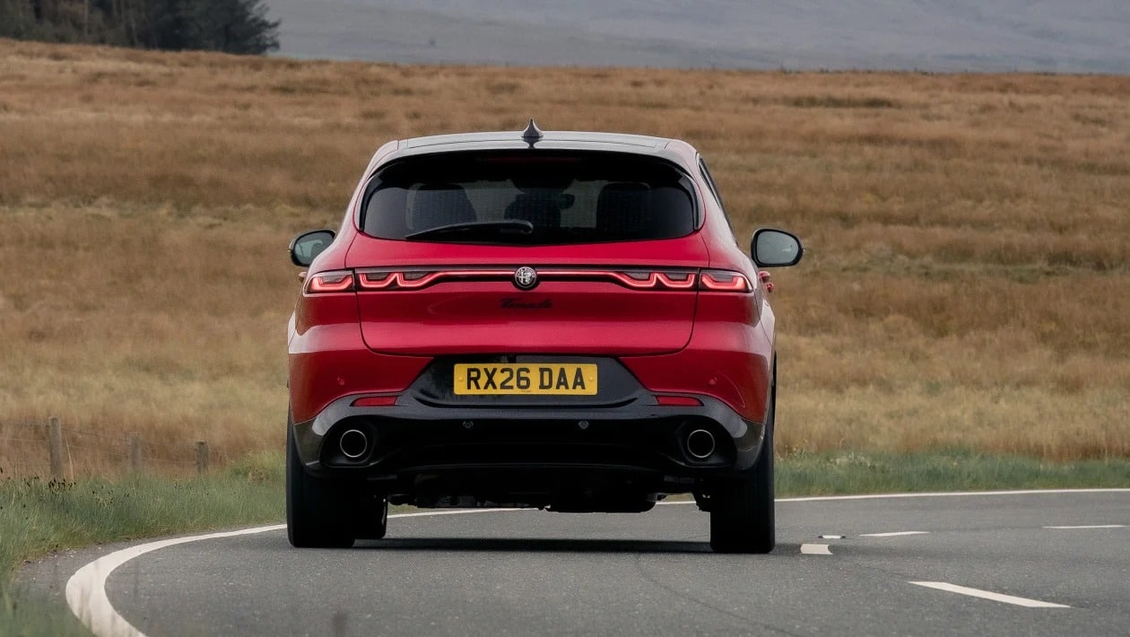 Νέα Alfa Romeo Tonale PHEV: 266 PS και εκρηκτικό ιταλικό στιλ