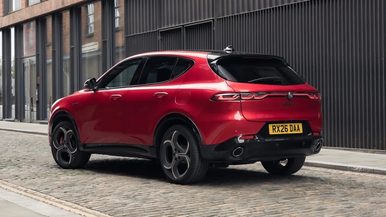 Νέα Alfa Romeo Tonale PHEV: 266 PS και εκρηκτικό ιταλικό στιλ
