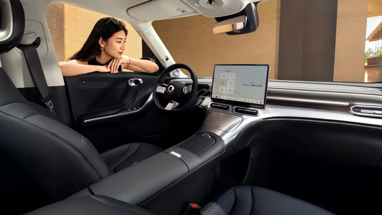 Το νέο Smart #1 αποκαλύφθηκε και θα φορτίζει στο 80% σε μόλις 12 λεπτά