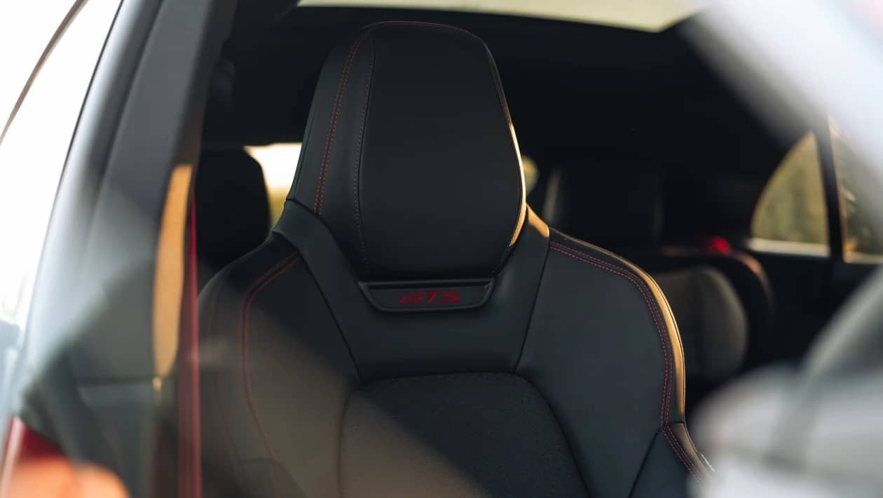 Η νέα Macan GTS αποδεικνύει γιατί η Porsche παραμένει σημείο αναφοράς