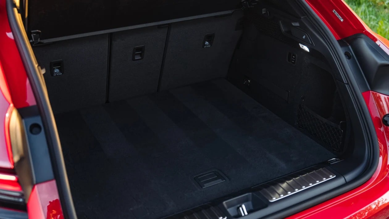 Η νέα Macan GTS αποδεικνύει γιατί η Porsche παραμένει σημείο αναφοράς