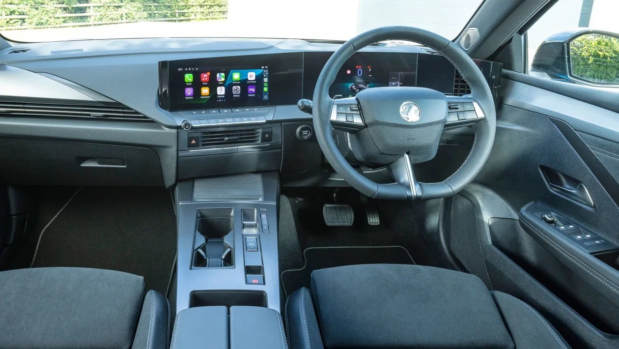 Opel Astra PHEV: 192 PS και έως 80 χλμ. μόνο με ρεύμα