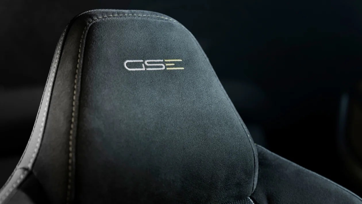 Το νέο Opel Corsa GSE είναι εδώ και βάζει φωτιά στα ηλεκτρικά hot hatch