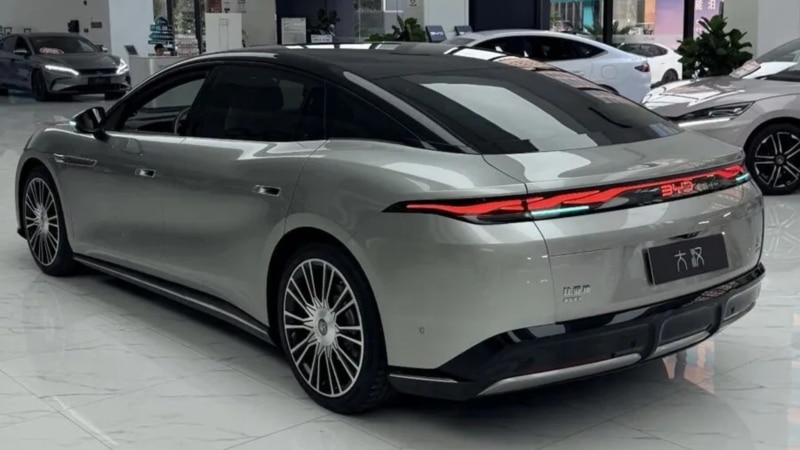 BYD Da Han: Ντεμπούτο για το ηλεκτρικό premium «θηρίο» των 775 PS, με 1.000 χλμ. αυτονομία και φόρτιση σε 9'