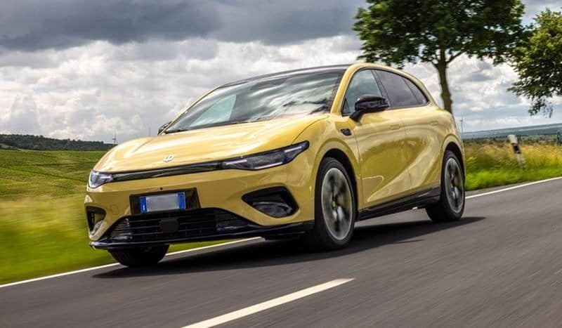 Leapmotor B05 vs Peugeot E-308: Δύο ηλεκτρικά, δύο διαφορετικές φιλοσοφίες, ένας νικητής