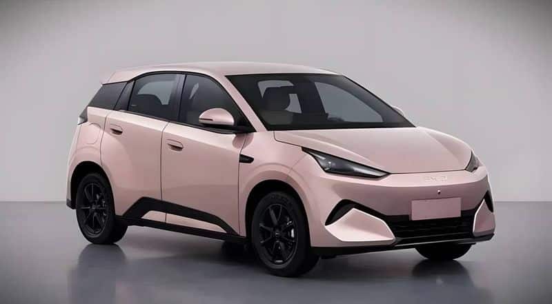 Νέο BYD Dolphin Surf: Μεγαλώνει, δυναμώνει και αποκτά τεχνολογία-έκπληξη