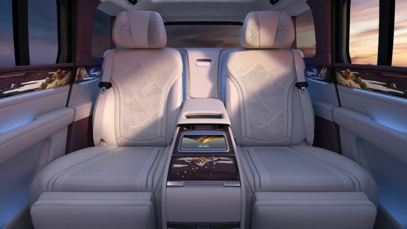 Το SUV της BYD που κοστίζει €223.000 και ρίχνει το γάντι στην Rolls-Royce