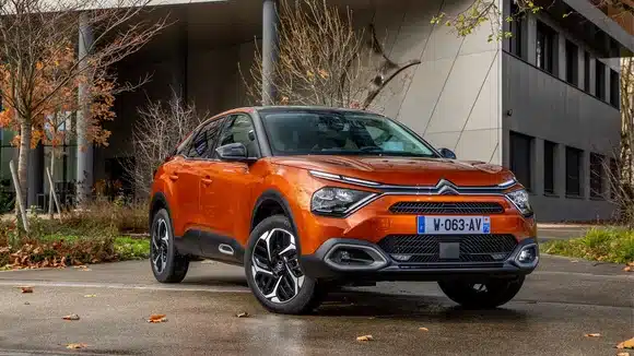 Το νέο Citroën C4 θα αλλάξει κατηγορία χωρίς να αλλάξει φιλοσοφία