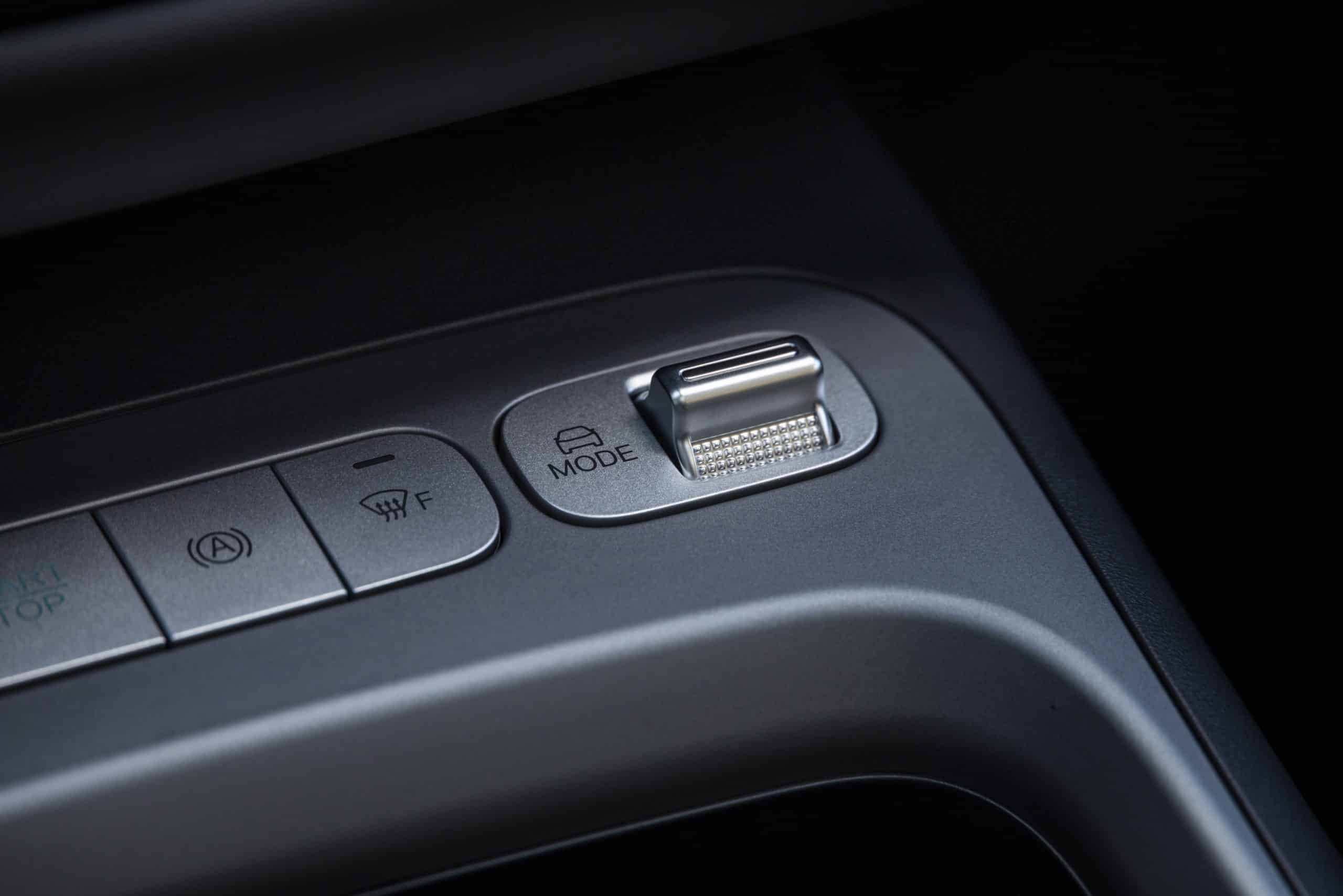 Τα πάντα όλα για το πρωτοποριακό BYD DOLPHIN G DM-i