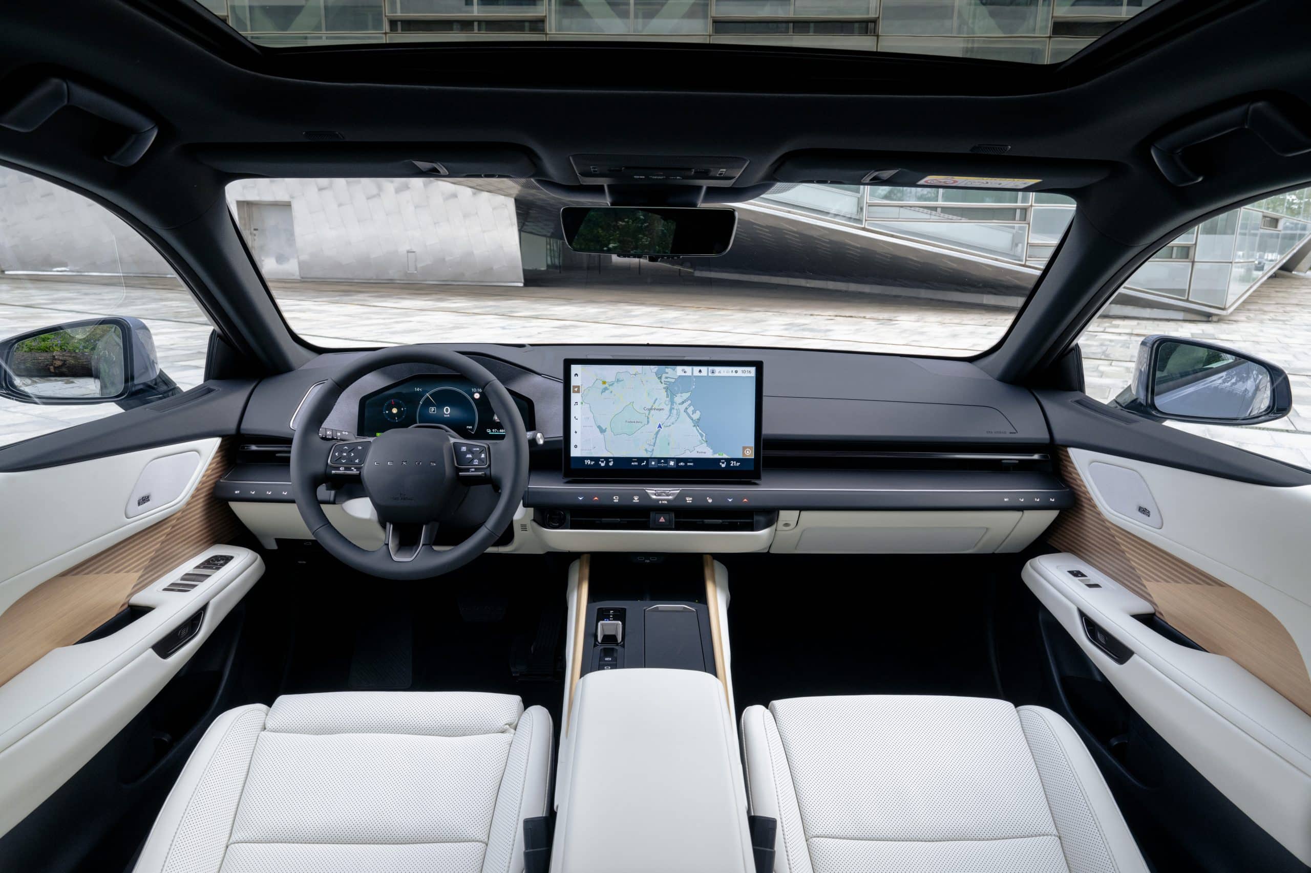 Νέο Lexus ES 350e: Η ηλεκτρική λιμουζίνα της Lexus αποκαλύπτει τα δυνατά της χαρτιά