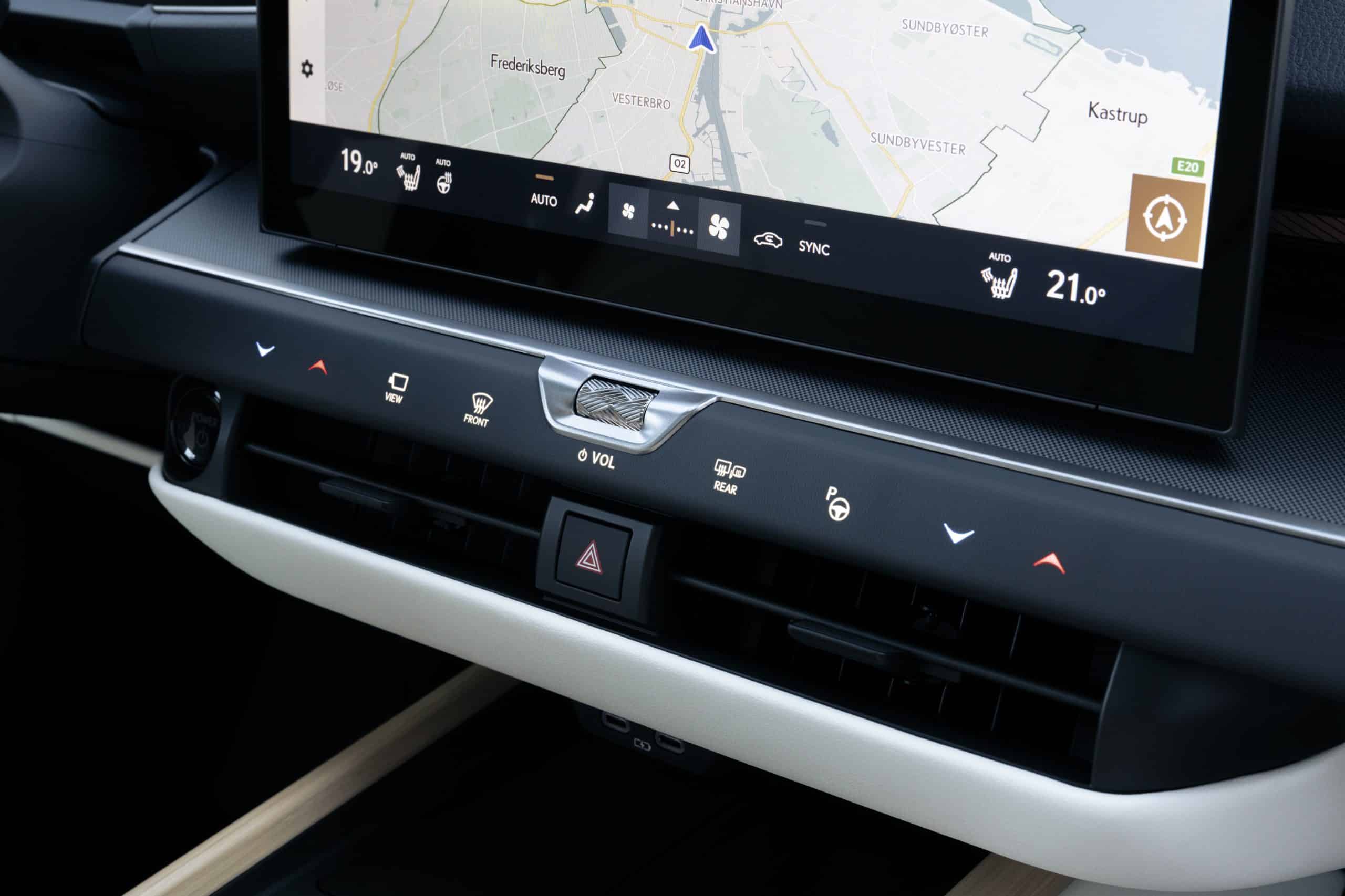 Νέο Lexus ES 350e: Η ηλεκτρική λιμουζίνα της Lexus αποκαλύπτει τα δυνατά της χαρτιά