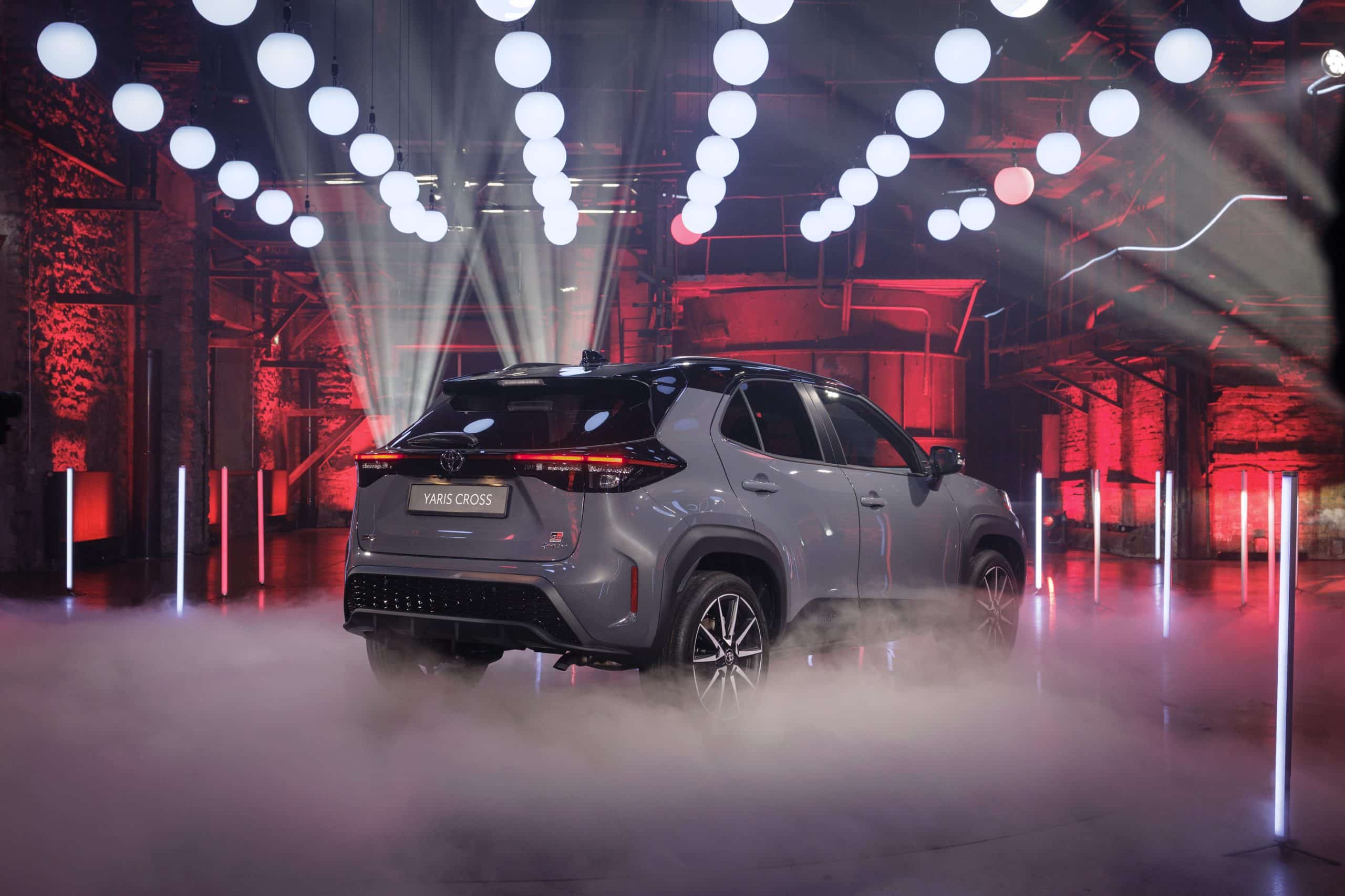 Νέο Yaris Cross: Το ευφυές και κορυφαίο σε πωλήσεις Full Hybrid Electric SUV