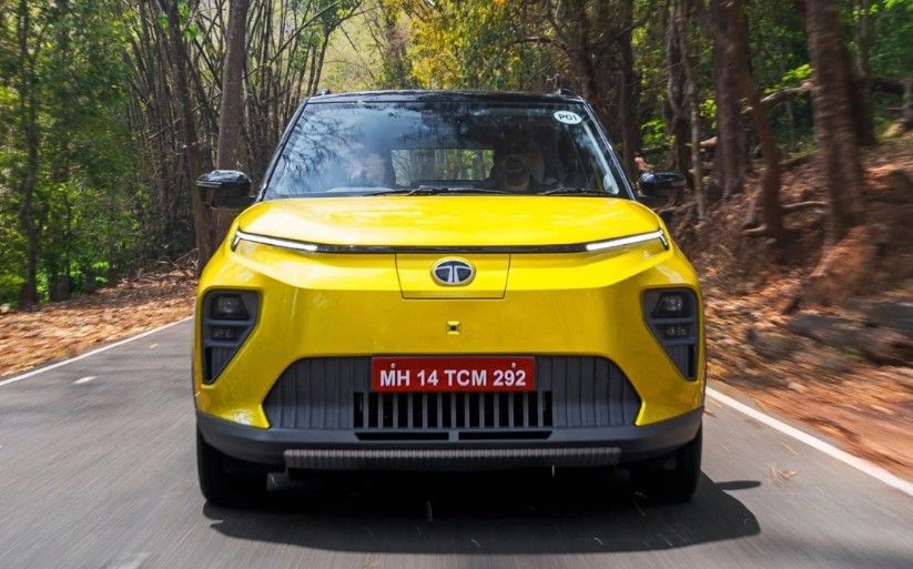 Tata Punch EV: Το μικρό ηλεκτρικό που βάζει τα μεγάλα σε σκέψεις <p data-wpview-marker=