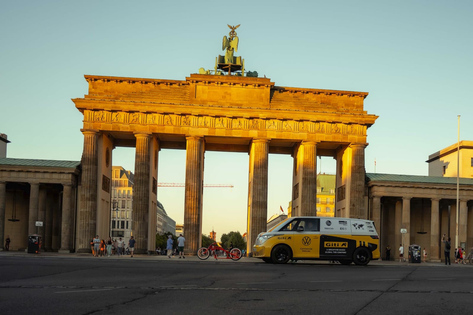 Volkswagen ID.Buzz: Τι απέμεινε από την μπαταρία μετά από 100.000 χλμ. σε όλο τον κόσμο;