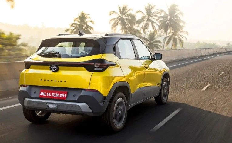 Tata Punch EV: Το μικρό ηλεκτρικό που βάζει τα μεγάλα σε σκέψεις <p data-wpview-marker=