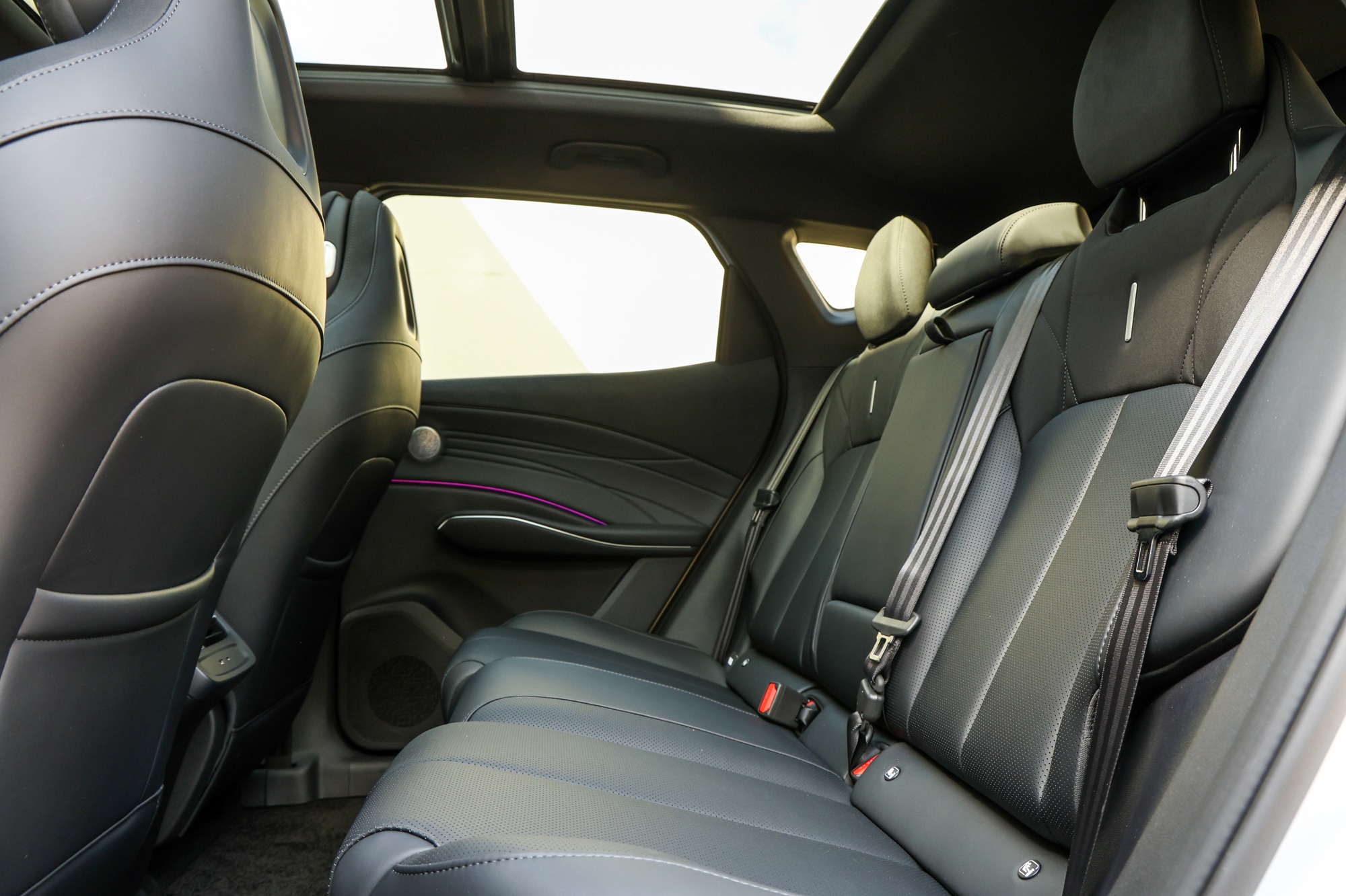 https://www.automobile-propre.com/articles/essai-omoda-7-phev-un-suv-hybride-rechargeable-surequipe-a-tarif-imbattable/