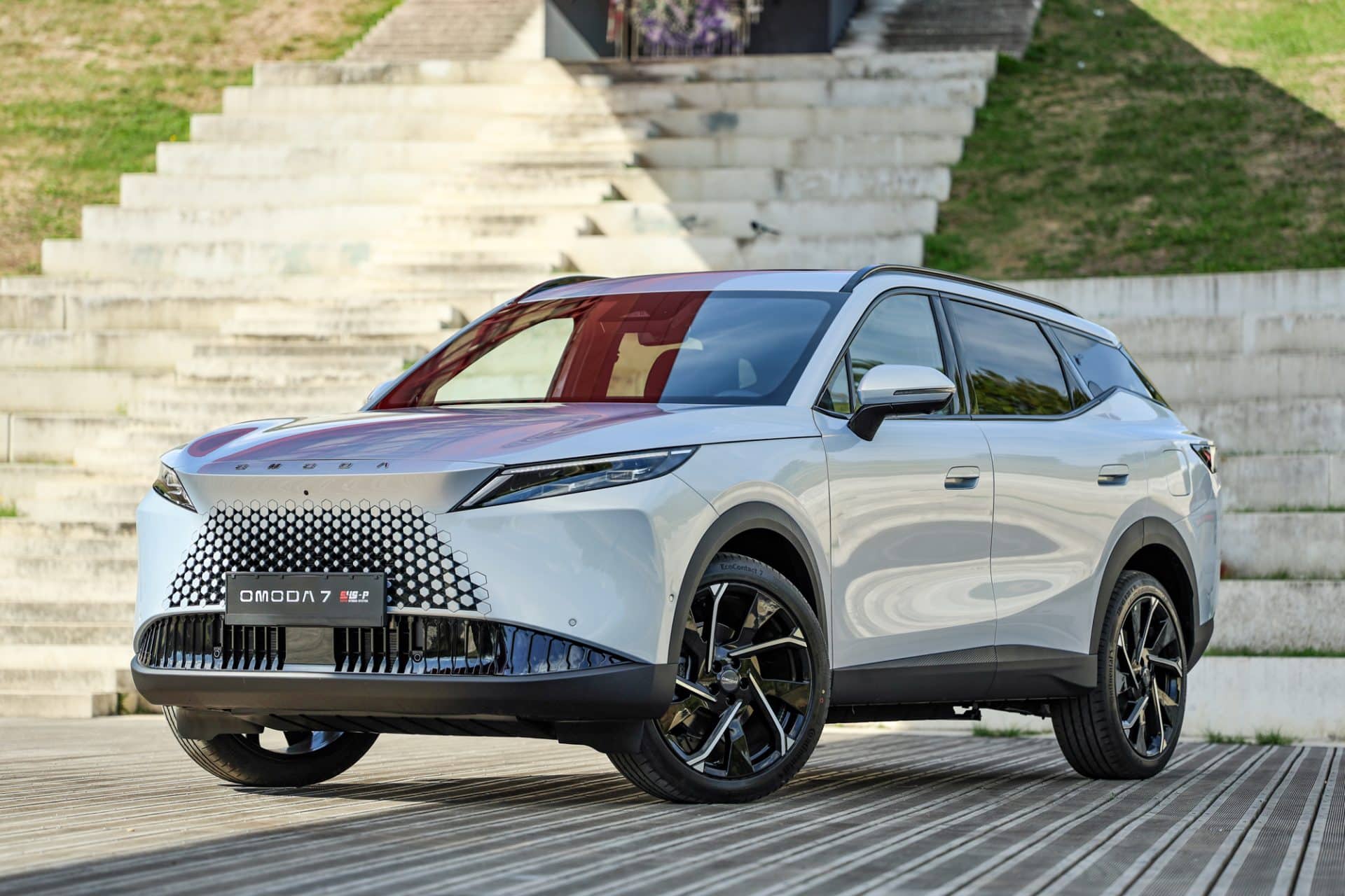 Omoda 7 PHEV: Το νέο PHEV SUV με 279 PS και ηλεκτρική αυτονομία 90 Km.