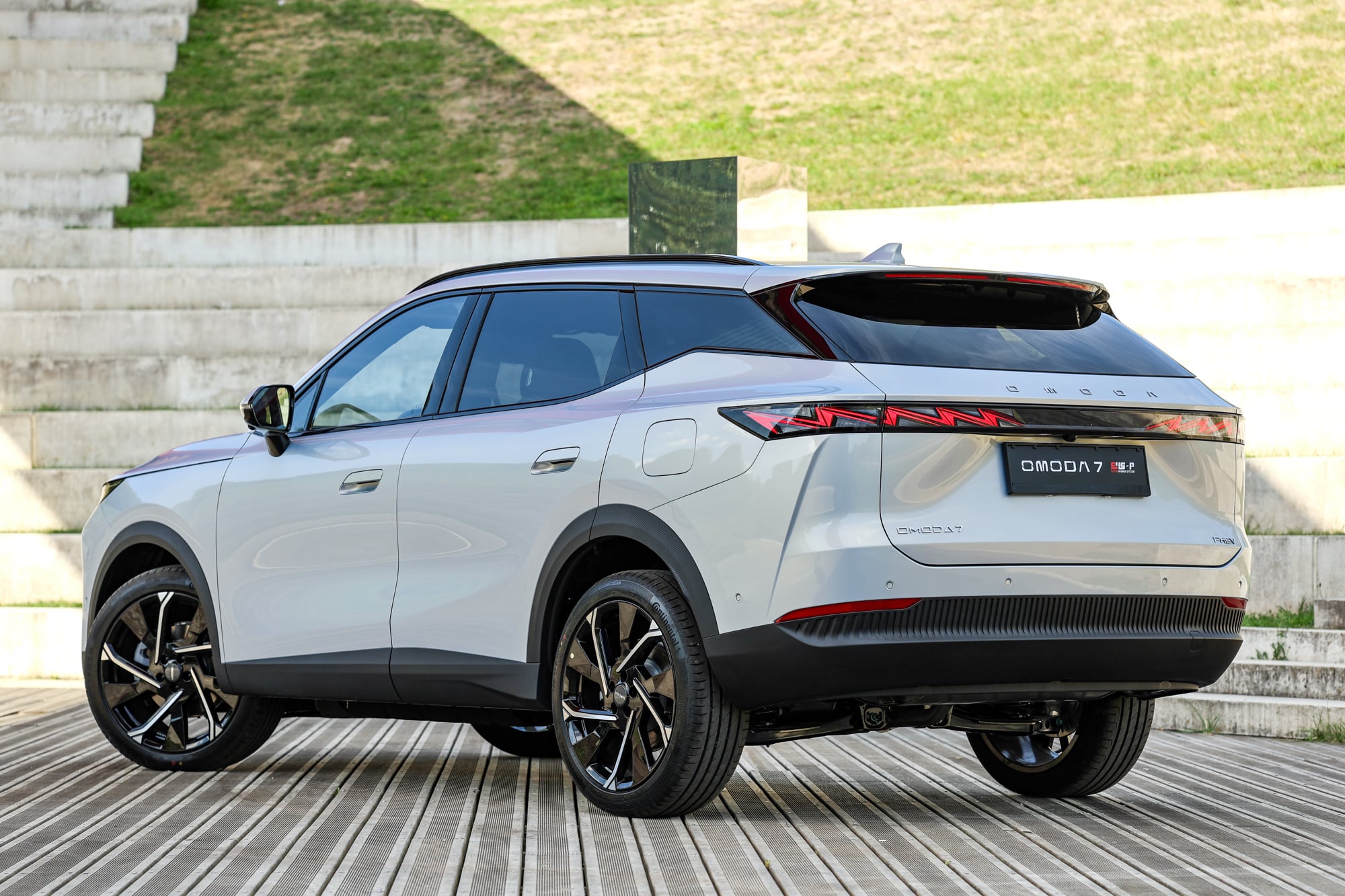 https://www.automobile-propre.com/articles/essai-omoda-7-phev-un-suv-hybride-rechargeable-surequipe-a-tarif-imbattable/