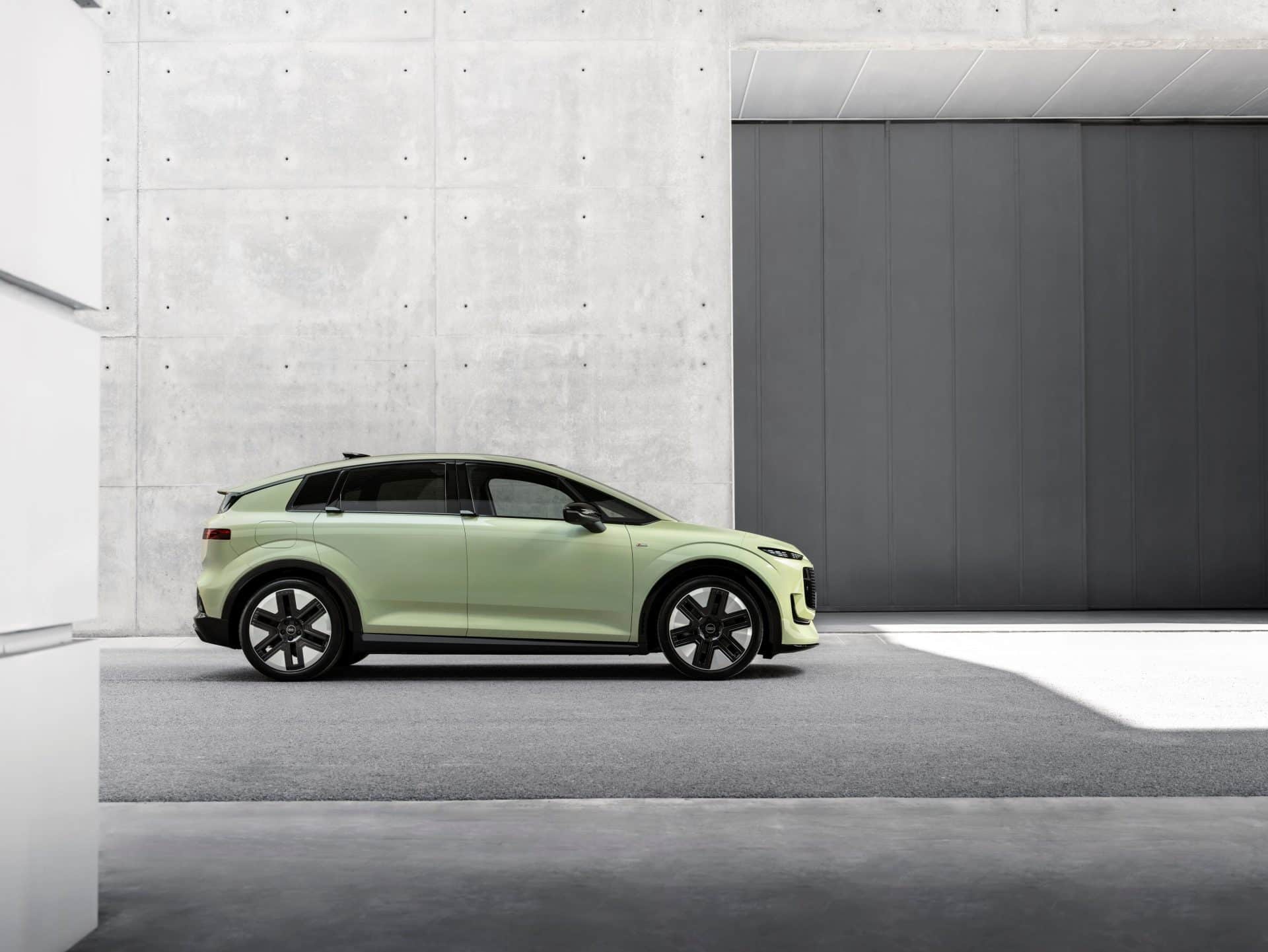 Audi A2 e-tron vs Tesla Model Y: Η Audi έκανε το comeback, αλλά η Tesla έχει ένα τεράστιο πλεονέκτημα