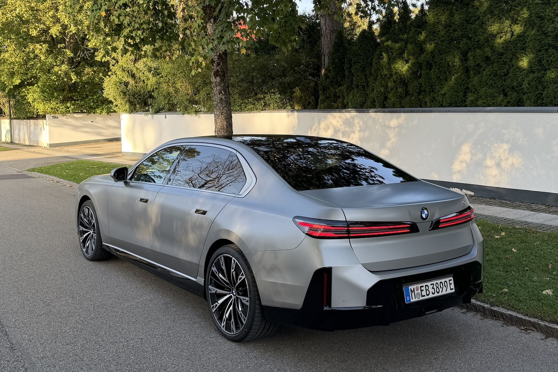 Νέα BMW i7: Όταν η πολυτέλεια συναντά την ηλεκτροκίνηση των 544 PS