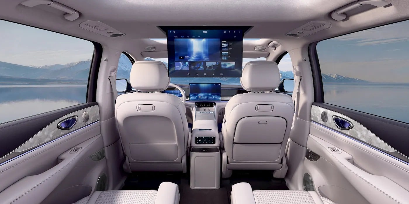 Best seller με το καλημέρα το BYD Sealion 08 - 12.000 παραγγελίες σε 24 ώρες