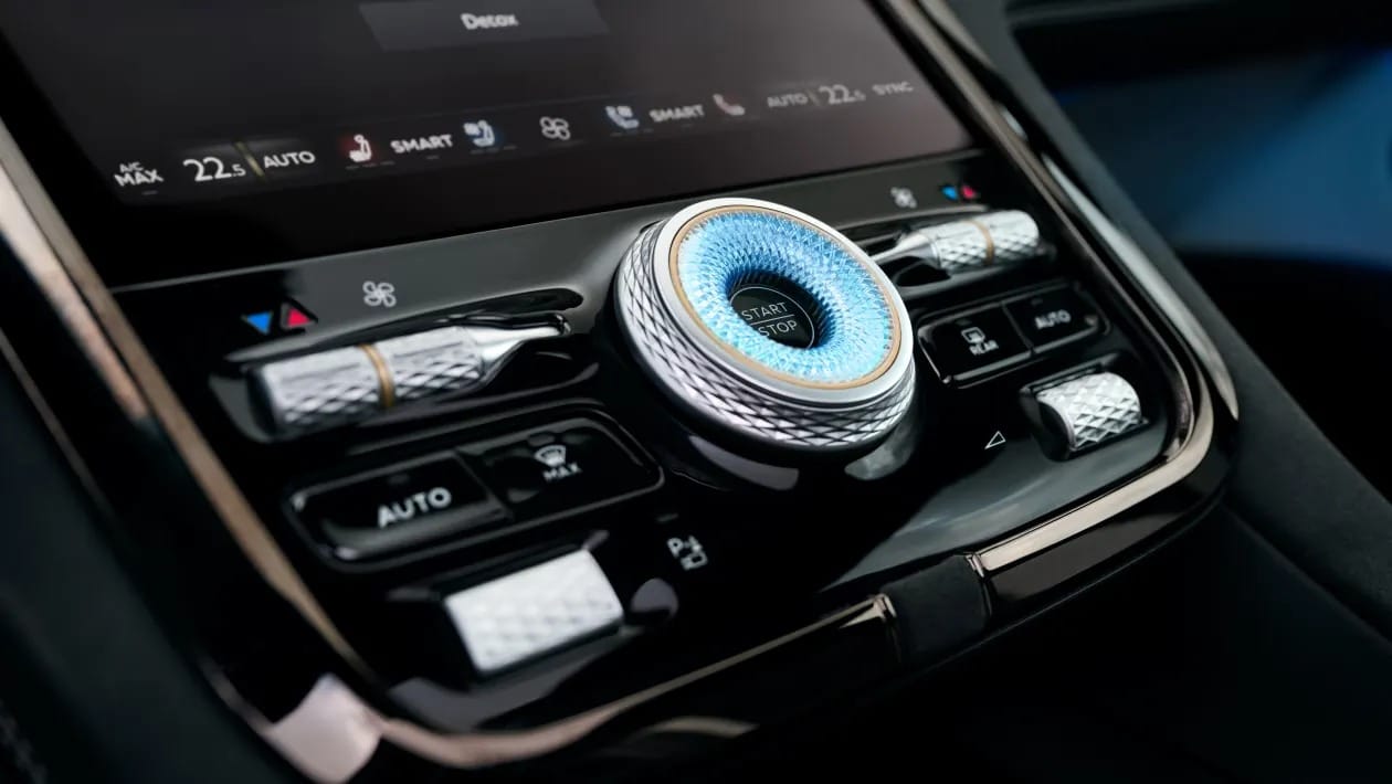 Bentley Torcal: Η πρώτη ηλεκτρική Bentley με 876 PS και 600 χλμ. αυτονομία