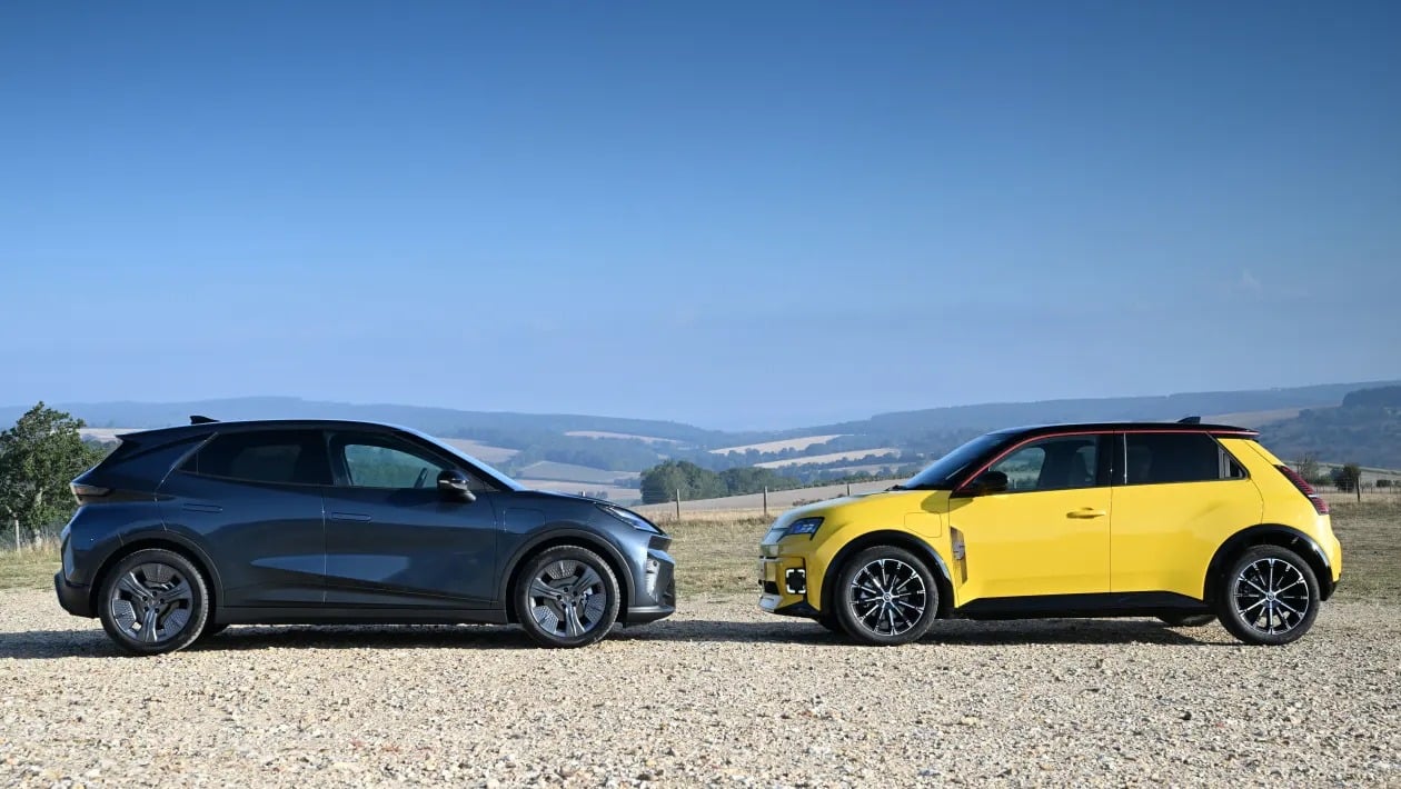 Cupra Raval vs Renault 5: Η «κόντρα» των ηλεκτρικών supermini