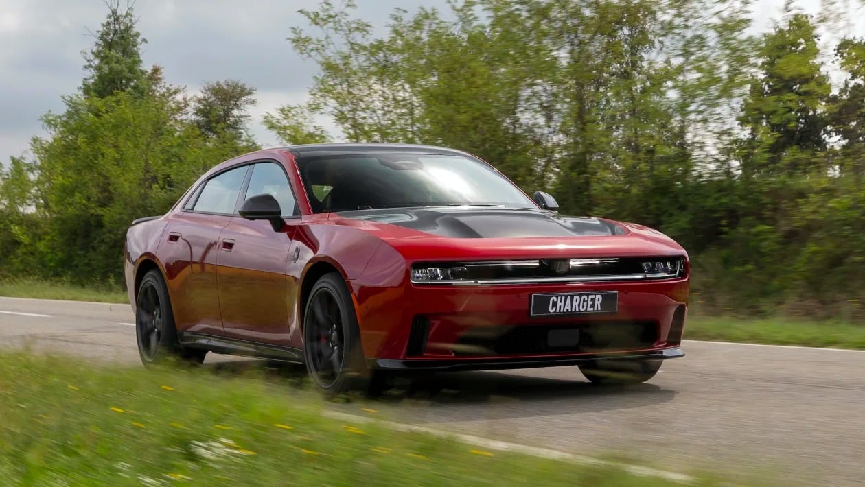Dodge Charger: Το muscle car των 680 PS επιστρέφει στην Ευρώπη πιο άγριο από ποτέ