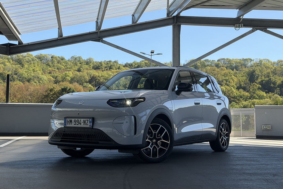 Leapmotor B03x: Το νέο ηλεκτρικό SUV που φορτίζει πριν προλάβεις να πιεις καφέ