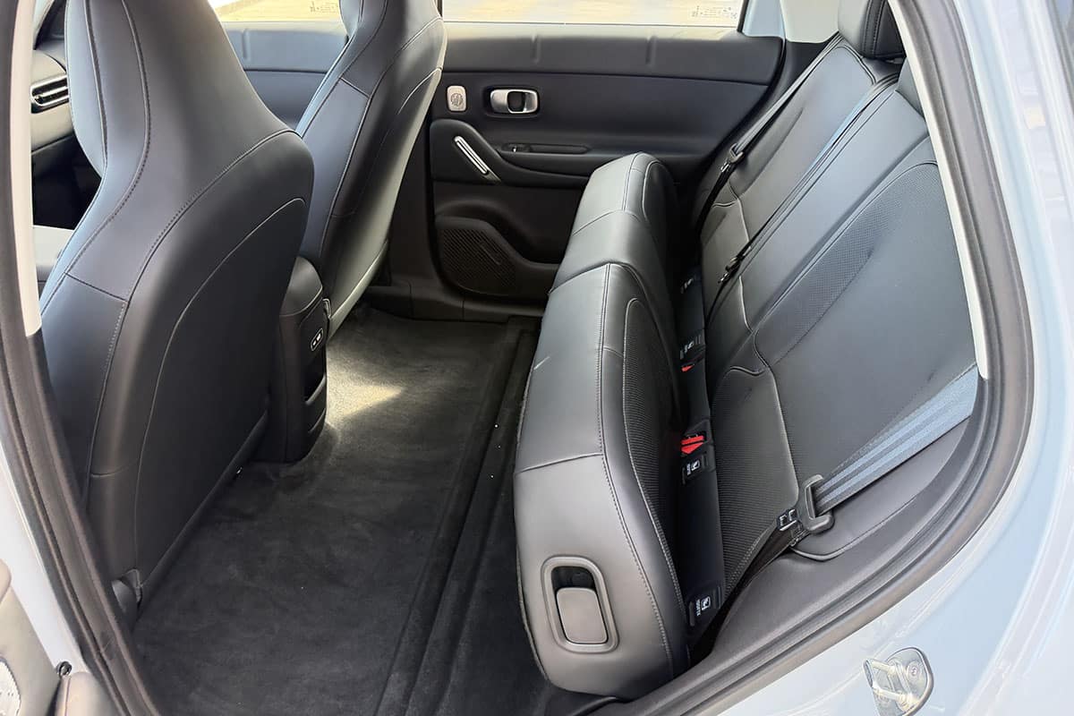 Leapmotor B03x: Το νέο ηλεκτρικό SUV που φορτίζει πριν προλάβεις να πιεις καφέ