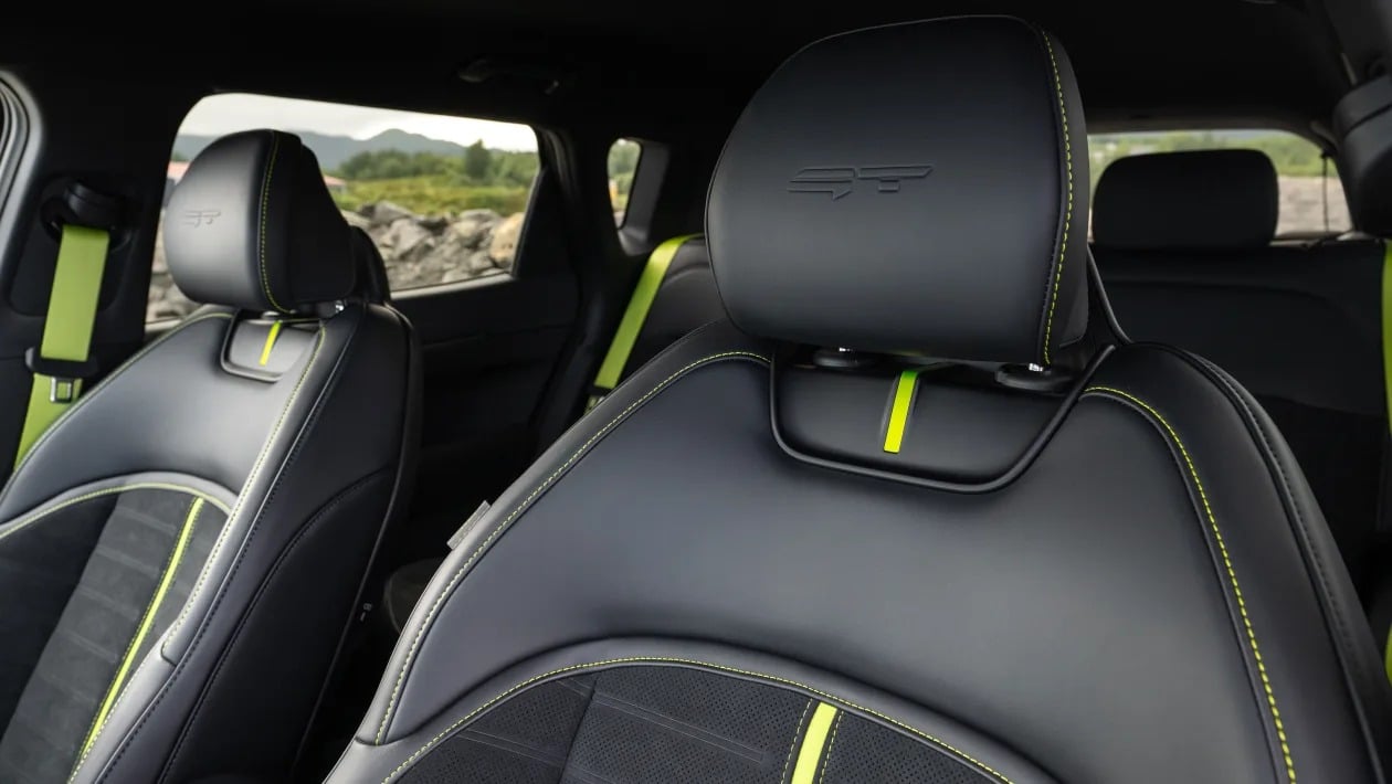 Η Kia βάζει φωτιά στα ηλεκτρικά hot hatch με το νέο EV4 GT