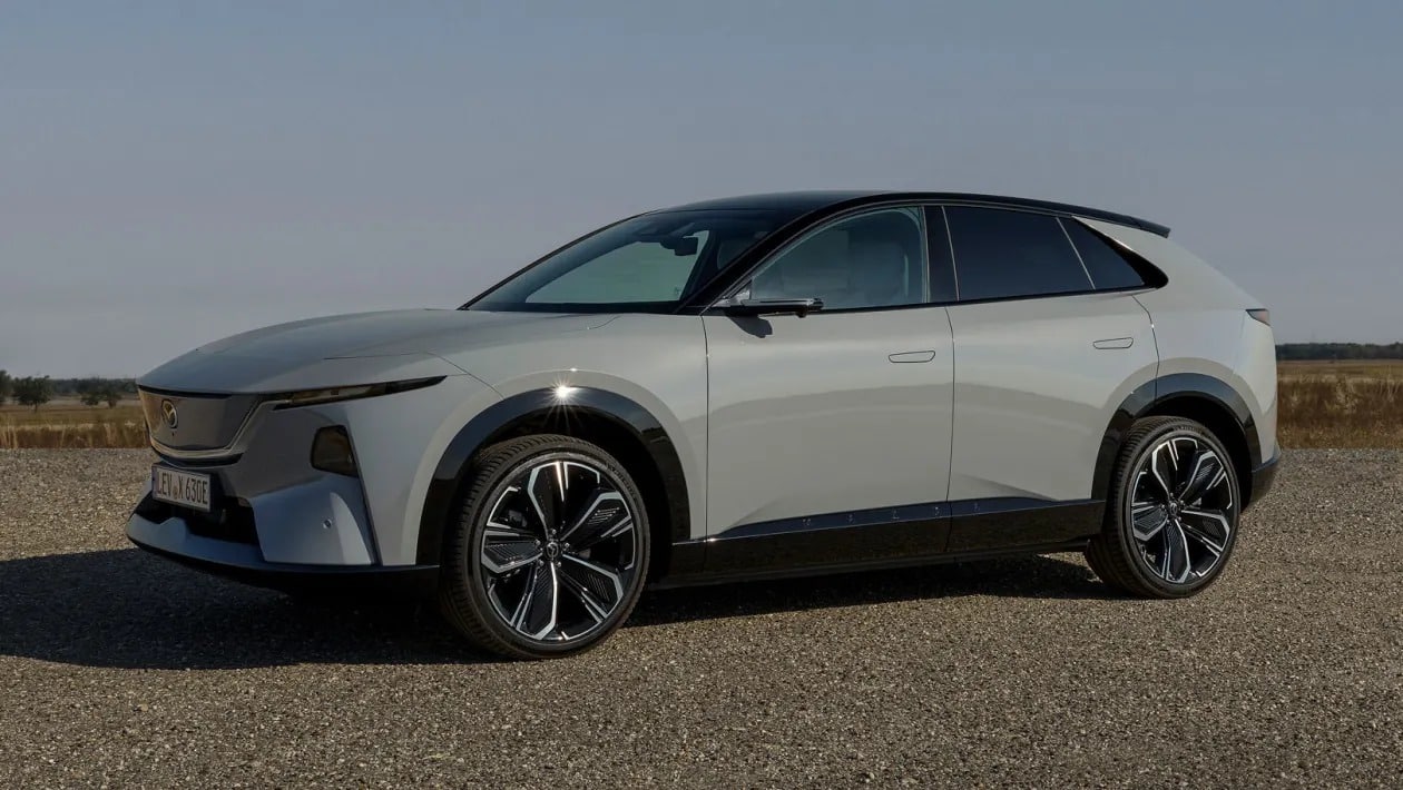Η Mazda παρουσιάζει το CX-6e και βάζει δύσκολα στους ανταγωνιστές