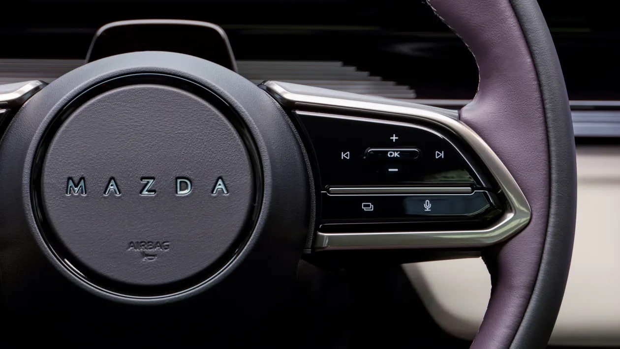 Η Mazda παρουσιάζει το CX-6e και βάζει δύσκολα στους ανταγωνιστές