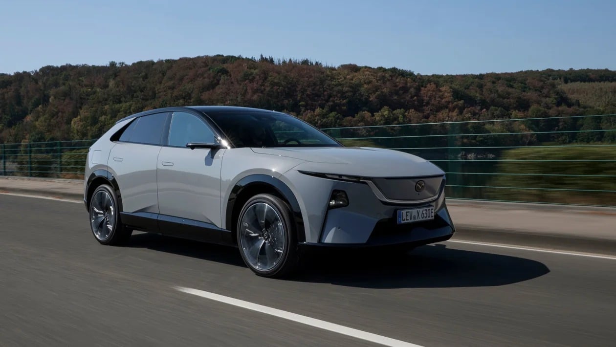 Η Mazda παρουσιάζει το CX-6e και βάζει δύσκολα στους ανταγωνιστές