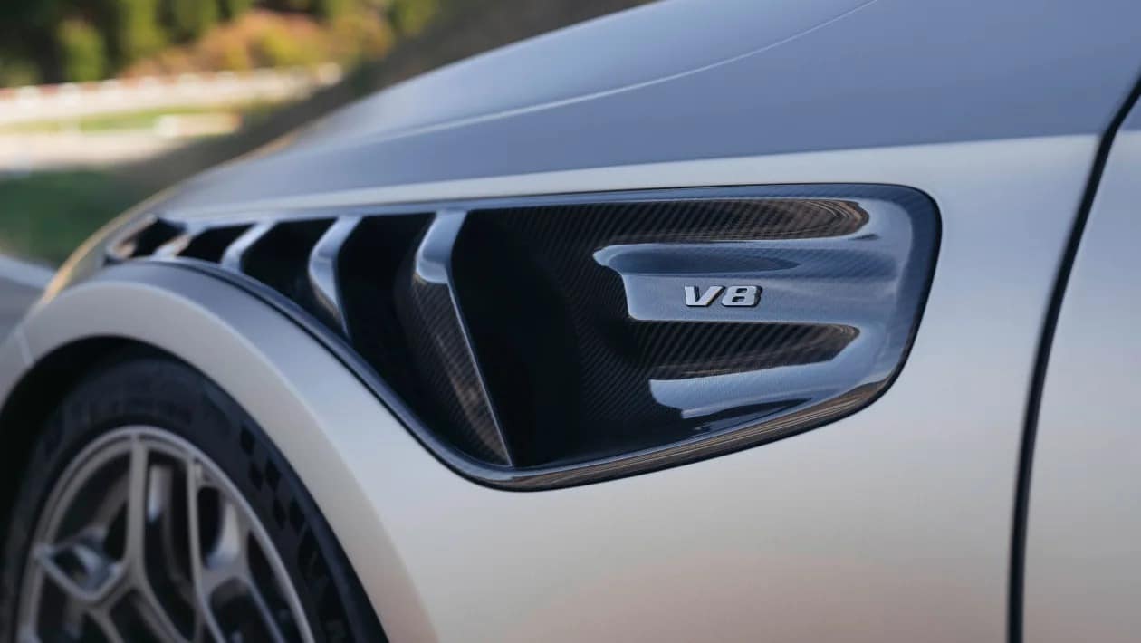 Η Mercedes-AMG έφτιαξε το απόλυτο «θηρίο»: V8, πίσω κίνηση και 636 PS