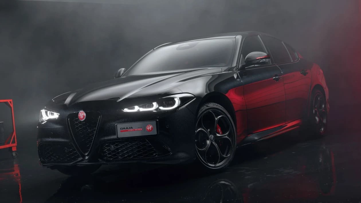 Η Alfa Romeo φέρνει τη Luna Rossa στους δρόμους – Δείτε τις νέες ξεχωριστές εκδόσεις