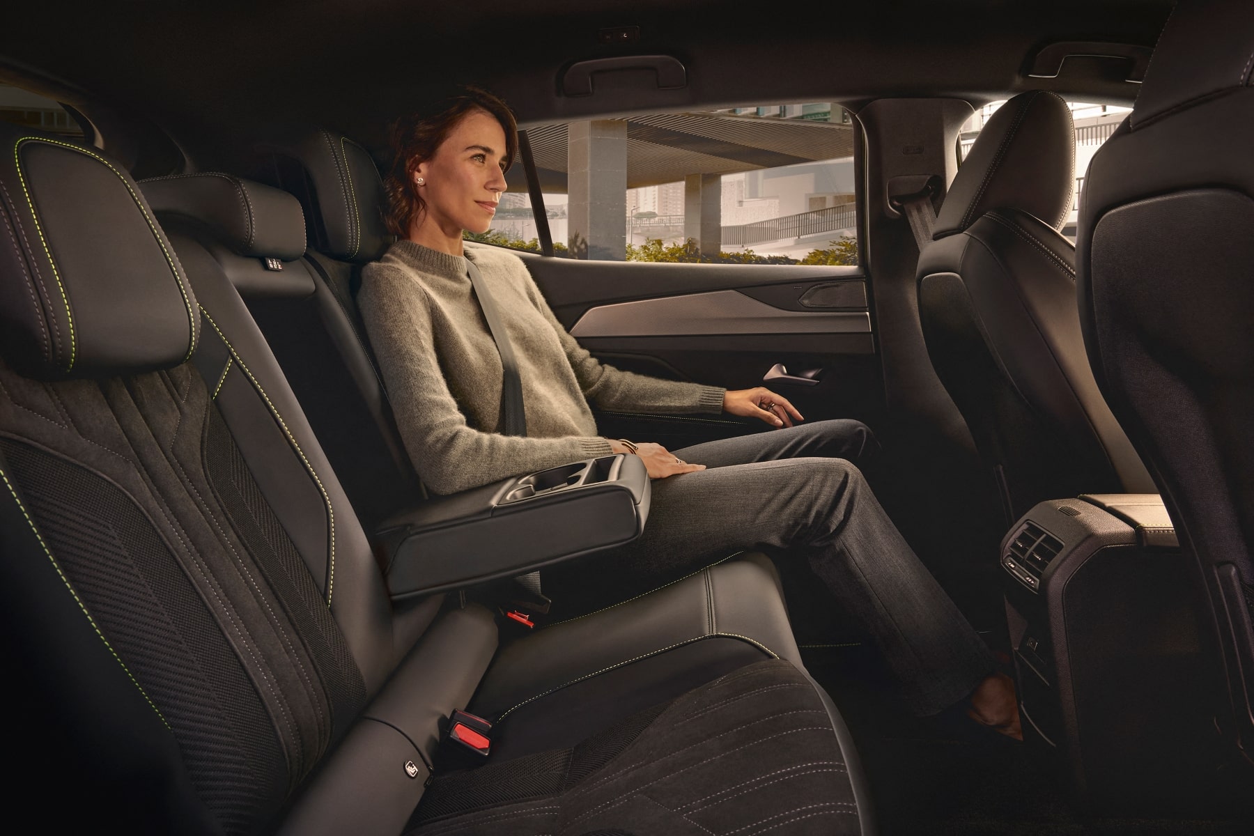 Νέο PEUGEOT 408: 2η θέση στην κατηγορία D - Τιμή και εκδόσεις