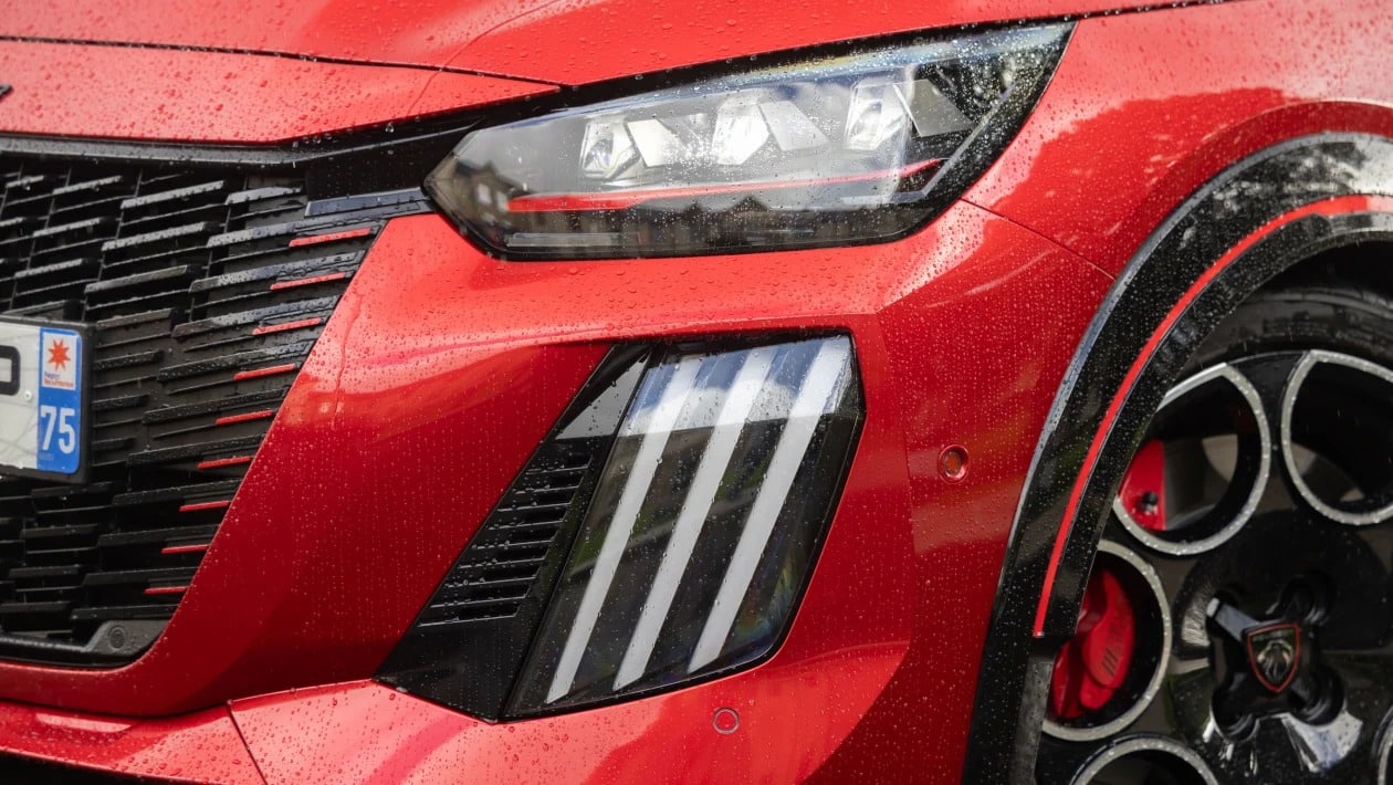 Peugeot E-208 GTi: Το χαμόγελο γύρισε ξανά