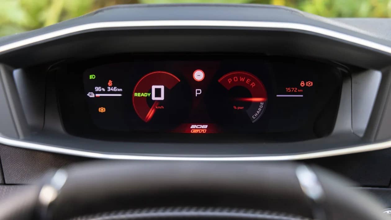 Peugeot E-208 GTi: Το χαμόγελο γύρισε ξανά
